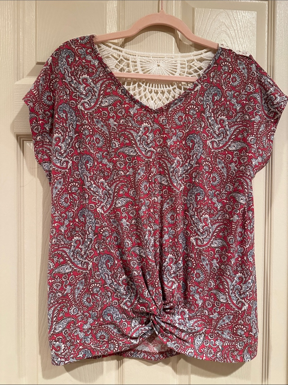 Cato Pink Paisley Short Sleeve V-Neck Knot Front Top